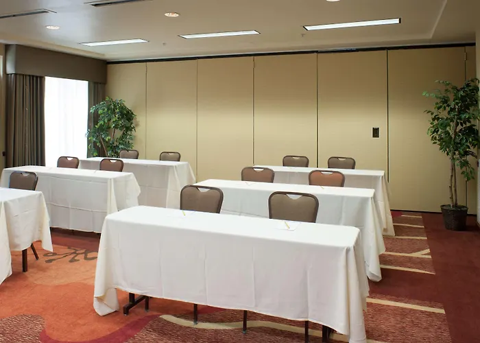 Hilton Garden Airport Tulsa