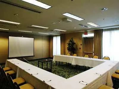 Hotel Hilton Garden Airport