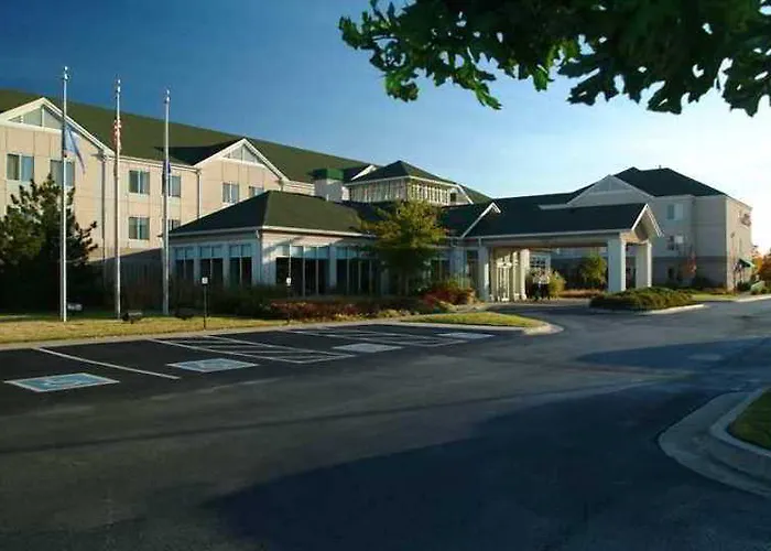 Hilton Garden Airport 3* Tulsa